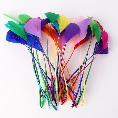 50 Piezas 22 Colores Opcionales DIY Hecho a Mano Color Pluma Rasgada Pluma Flotante Grande Pluma de Ganso Accesorios para Joyería Materiales de Decoración para Manualidades