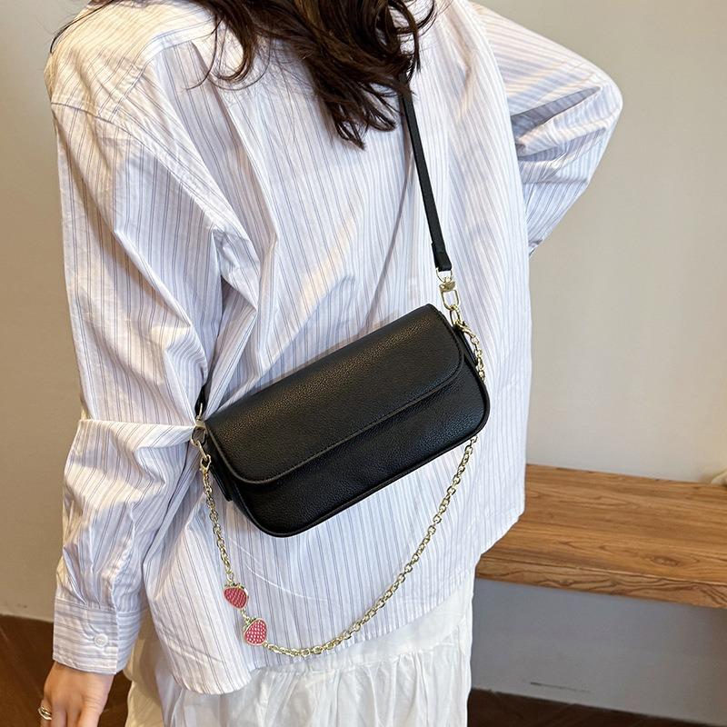 Fashion and Casual Simple Texture Baguette Bag Summer New Women's Shoulder Messenger Bag Small Square Bag