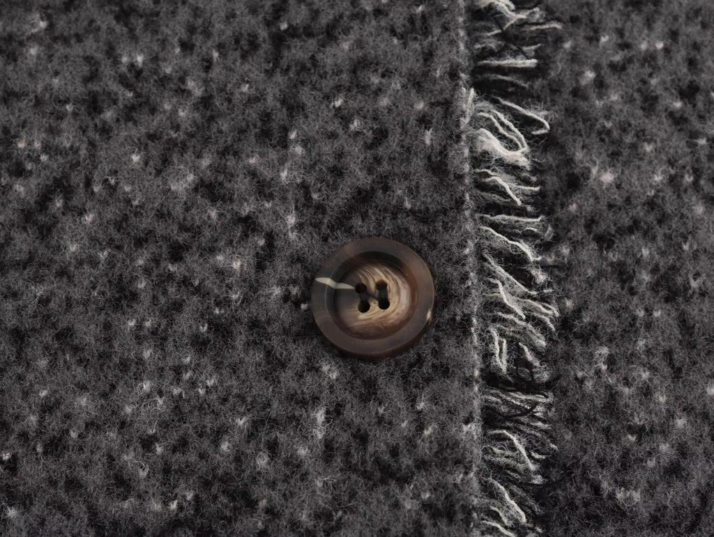 2025 Spring Women's Tassel Sesame Dot Knitted Vest - European & American Style, Single-Breasted with Pockets