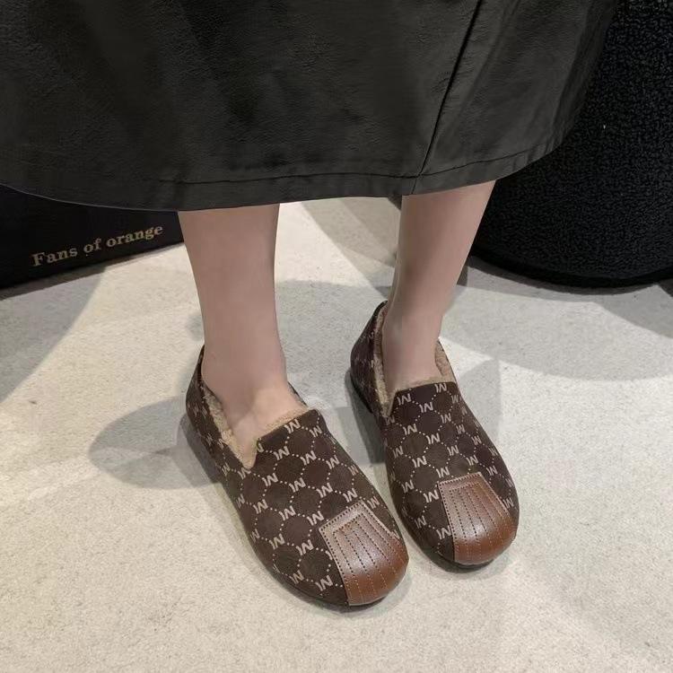 

Winter new women s velvet thickened casual cotton shoes with soft soles and light fashion Doudou shoes factory direct sales 41 темно-коричневого кольору