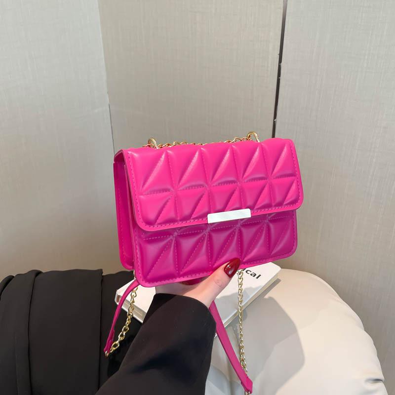 Popular versatile chain single shoulder armpit small square bag high sense of appearance temperament practical commuter messenger bag women