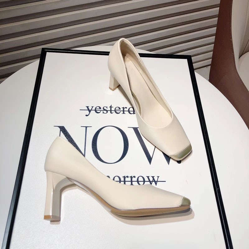 Retro square head single shoes women's 2025 autumn new lady temperament color matching high heels thick heel not tired feet work shoes