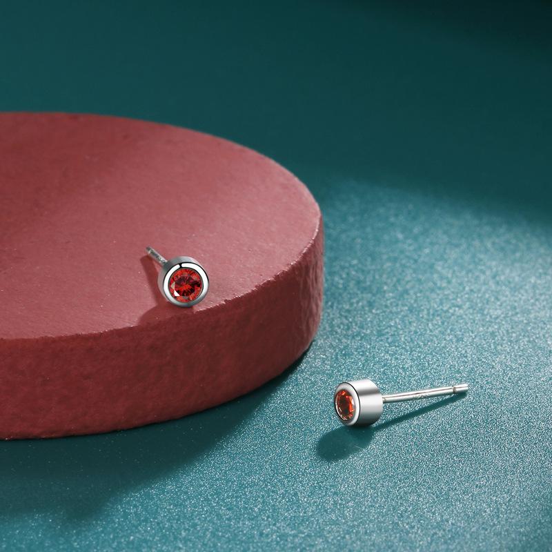 Red Zircon Simple Stud Earrings for Women, Niche and Versatile, Simple and Small Fashion Design, Earrings Temperament for Women
