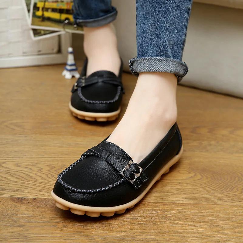 Fashion Spring and Summer Hollow Flat Mother Shoes Women Casual Shoes Simple White Wear-resistant Women  Sneakers