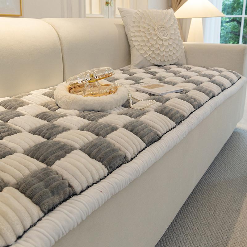 Krémově zbarvený plyšový ručně vyráběný polštář na pohovku šachovnicový polštářek mantou protiskluzová podložka na okno může být tatami