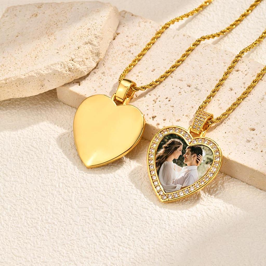 Luxurious Zircon Heart-Shaped Pendant Necklace Customised With Photos Of Your Family And Friends Women's Custom Photos Jewelery