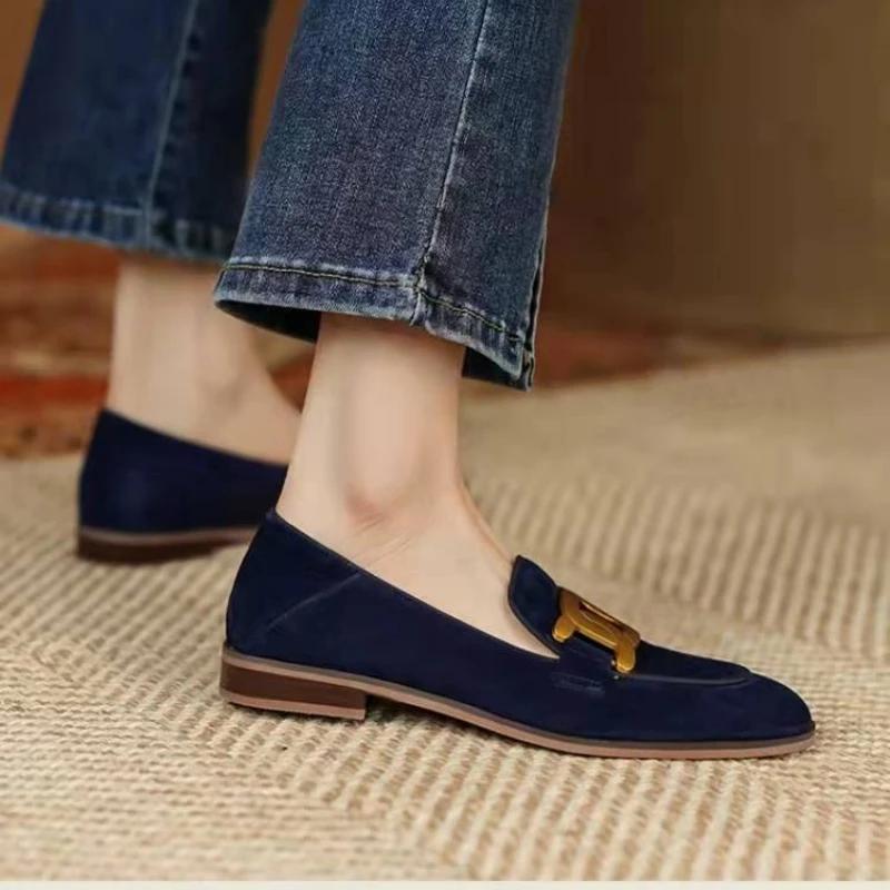 Women's Single Shoes with Heels Pointed Toe Metal Decoration Shallow Shoes Women Square Heel Spring One Kick Zapatos De Mujer