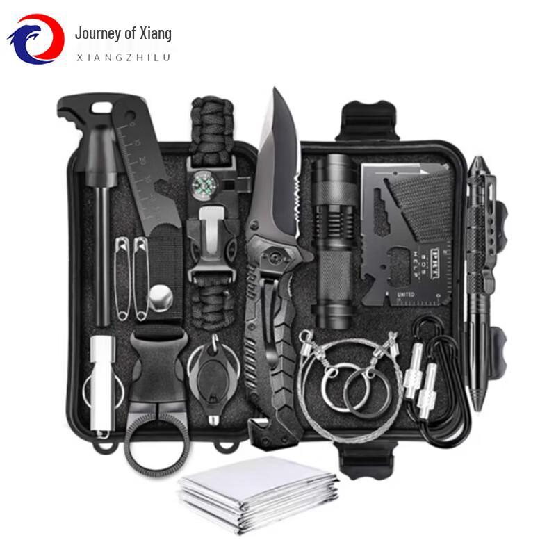 Набор снаряжения для выживания на природе