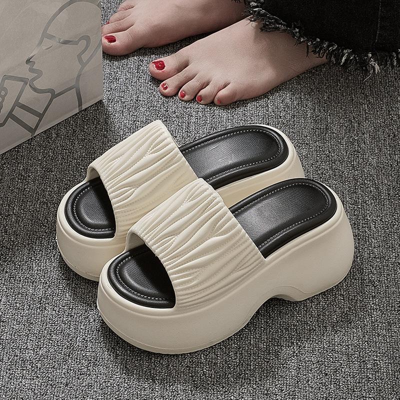 

New EVA thick-soled cm high-heeled women s slippers are fashionable to wear outside in summer, and they feel like stepping on shit on the beach. 40—41 коричневий