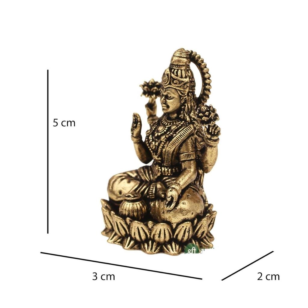 Mosazná 2" bohyně Maa Laxmi Idol Murti Socha pro domov a kancelář (5x3x2 cms,)