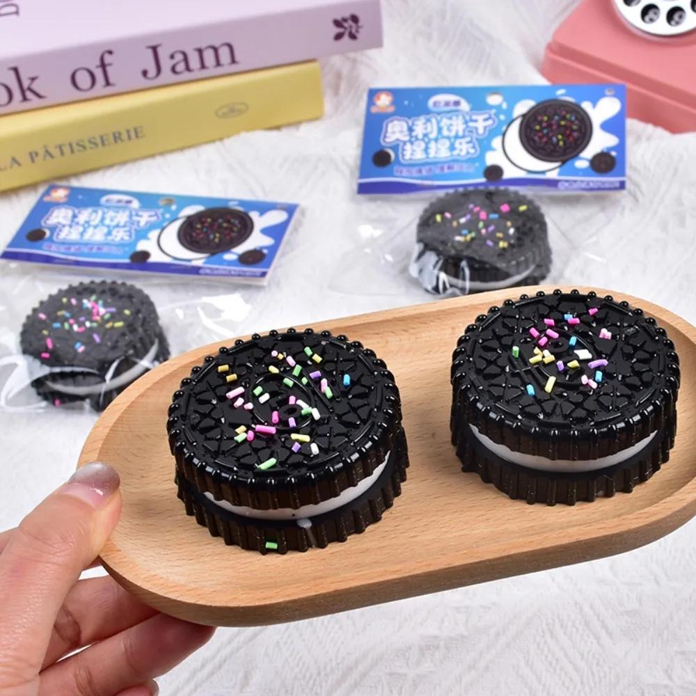 Simulation Oreo Stress Relief Squishy Toy Fidget Creative Cookie Cake Super Soft Squeeze Toy Sandwich Biscuit Antistress Gadget.