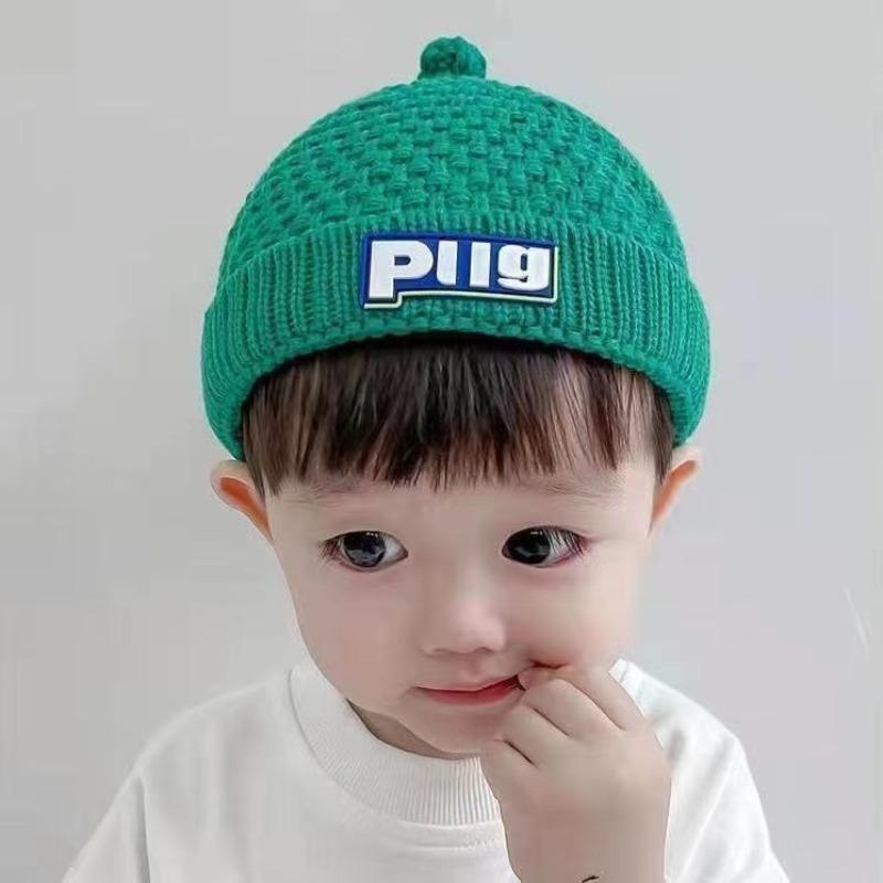 Cute pacifier infant baby hat autumn and winter men's and women's hats knitted wool small landlord pullover hat