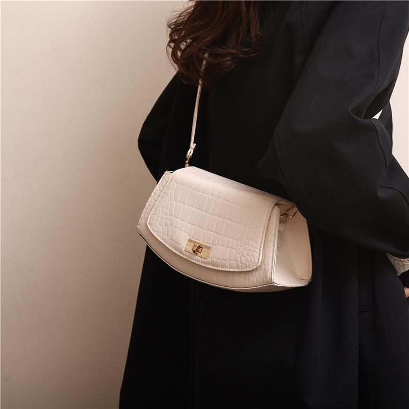 Stylish Pu Leather Saddle Bag For Women Casual Trendy Crossbody Shoulder Bag