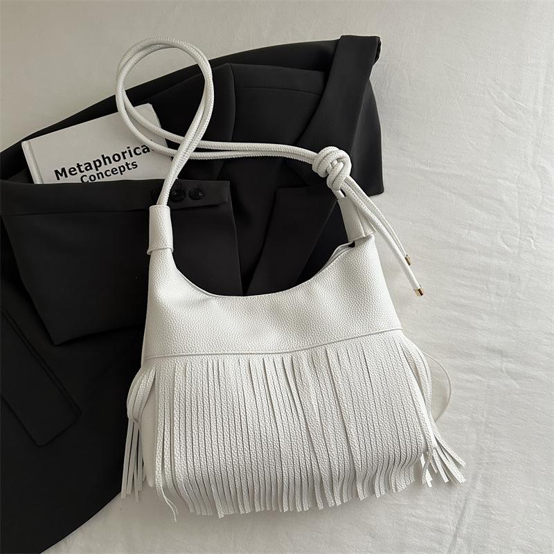 Vintage Tassel Shoulder Bag For Women Daily Used  Soft PU Leather Versatile Crossbody Bags Ladies Casual Handbag