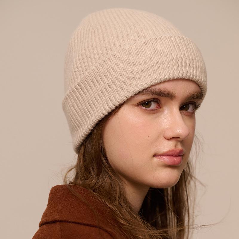 Unisex Korean Style Warm Knit Winter Hat - Fashionable Autumn/Winter Headwear