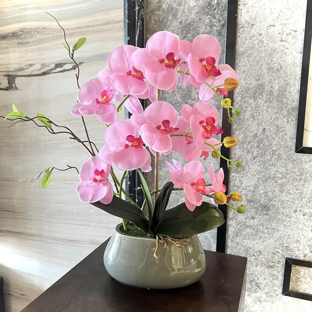 Flori Artificiale Phalaenopsis în Vas Ceramic - Ideal pentru Decorarea Sufrageriei sau a Mesei de Dining
