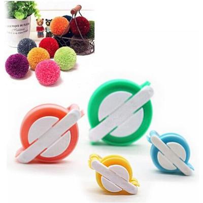 Pompom Maker,4 Pcs Different Sizes Pom-pom Maker Fluff Ball Weaver Needle Craft DIY Wool Knitting Craft Tool Set for Kids and Adult