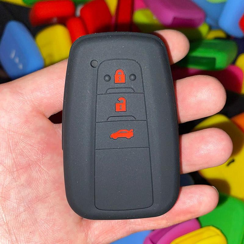 Silicone Car Key Cover Case For Toyota Corolla Rav4 Camry 70 CHR Prado 150 Highlander Key Holder Accessories Fob 2019 2020 2021