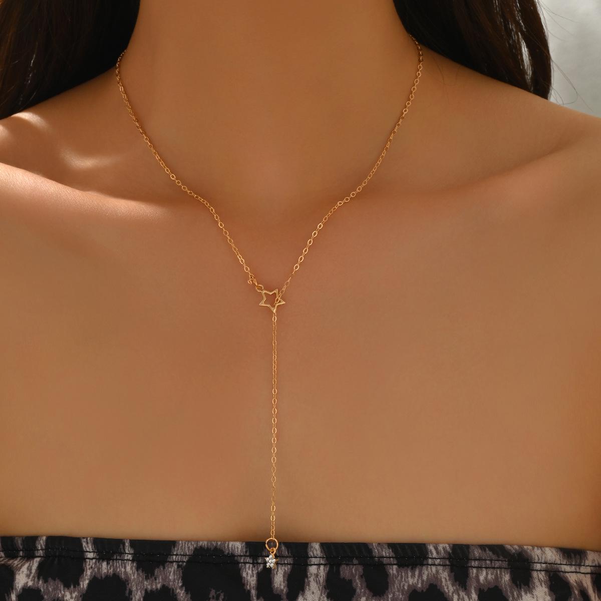 

Многослойное ретро-колье с преувеличенным дизайном из сплава с бриллиантами