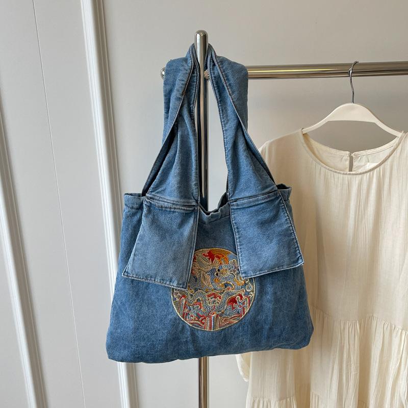 New Chinese bag women's 2025 new trendy large-capacity denim national style commuting to work underarm bag tote bag