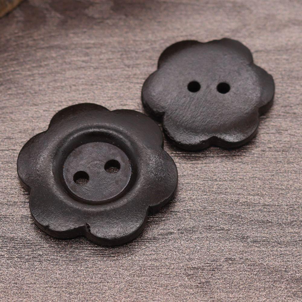 50PCS Vintage Wood Buttons Flower Shaped Sewing Button Overcoat Clothing Button Clothing Sewing