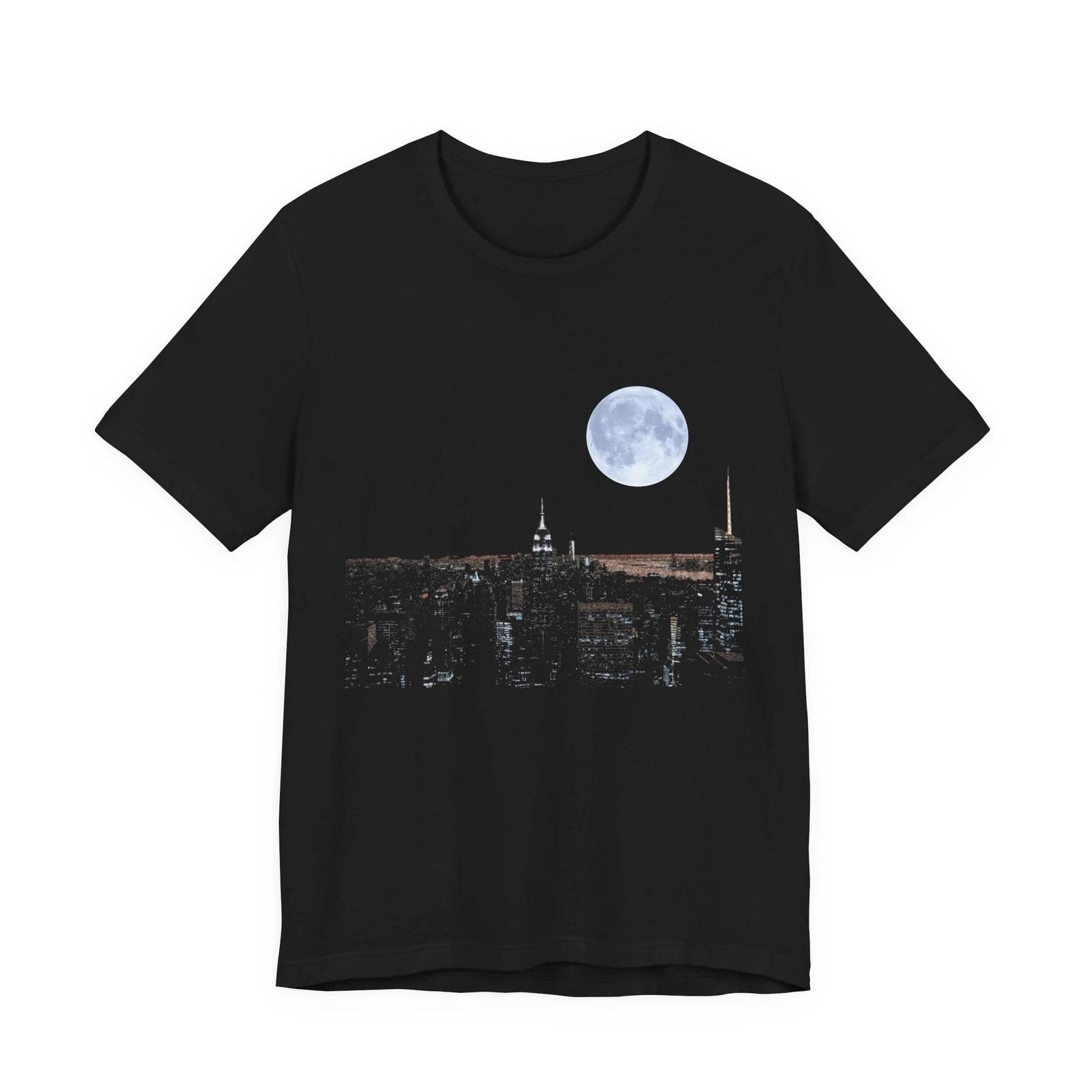 

Purple Energy Orb over Cityscape T-Shirt | Neon Night Skyline L