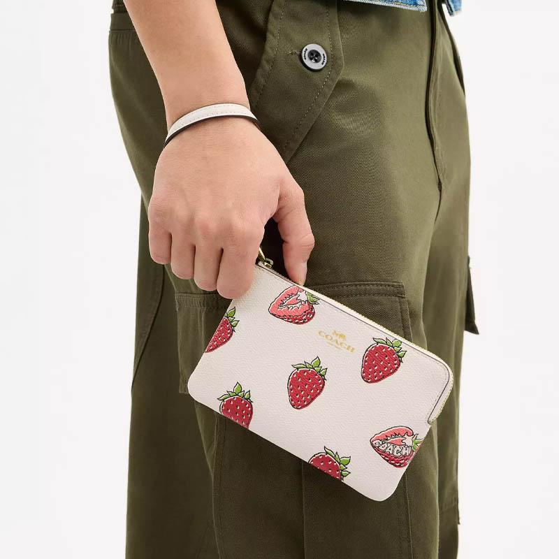 Coach Corner Zip 16 Strawberry Print Leather Clutch Small Women Clutch Chalk Red CBB81-IMCAH