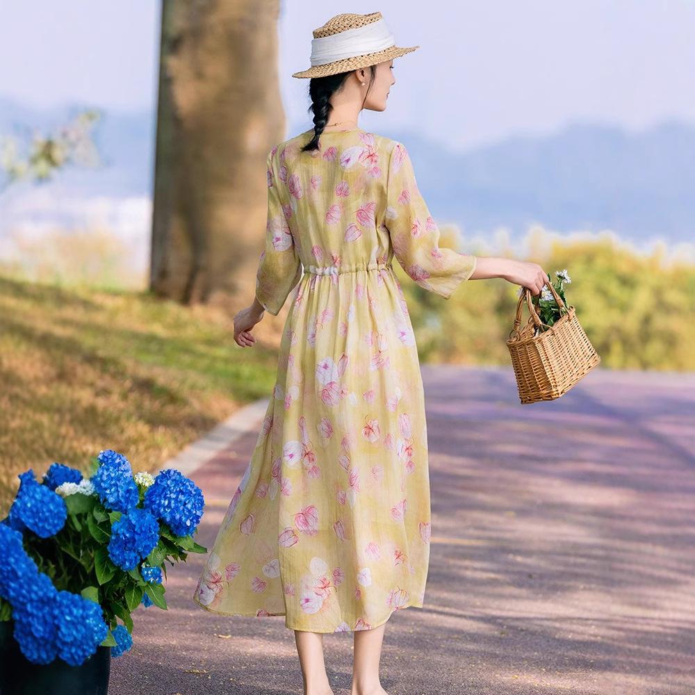 V-neck Seven-quarter-sleeved High-end Floral Dress for Women's 2025 Summer New Temperament Retro Cotton and Linen Long Skirt