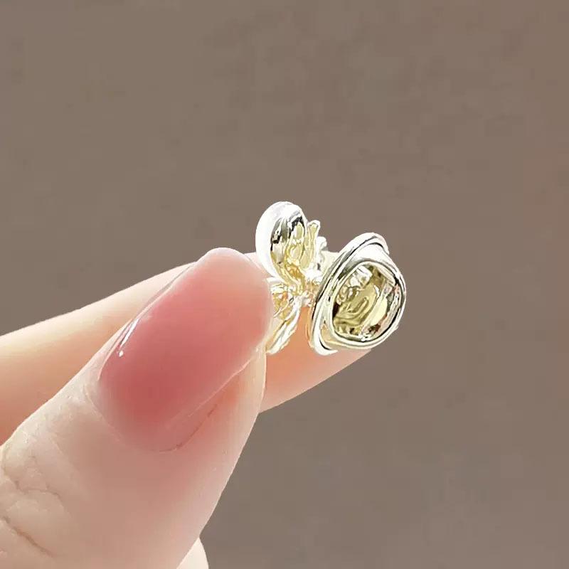 Butterfly Brooch, Women's Exquisite Mini Cat's Eye Stone Collar Anti-glare Clasp, Invisible Leak-proof Summer Fixed Clasp