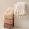 Herbst Winter Frauen Verdicken Korallen Fleece Fünf Finger Socken Weiche Mittelrohr Socken Hause Boden Schlafsocken Split Toe Socken