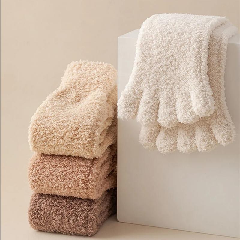 Herbst Winter Frauen Verdicken Korallen Fleece Fünf Finger Socken Weiche Mittelrohr Socken Hause Boden Schlafsocken Split Toe Socken