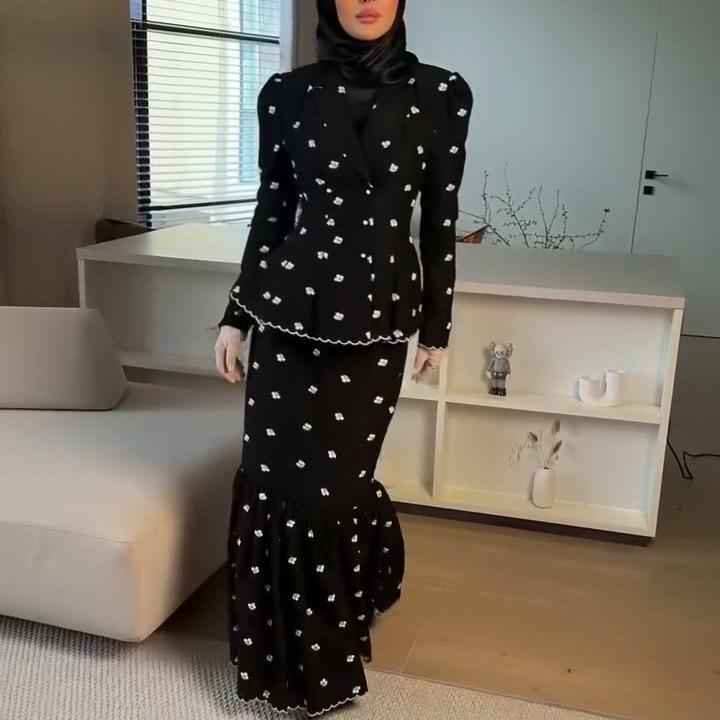 2026 Spring Cross-border European and American Women's Clothing Black Floral Waist Long-sleeved Top Fishtail Waist Thin Skirt 