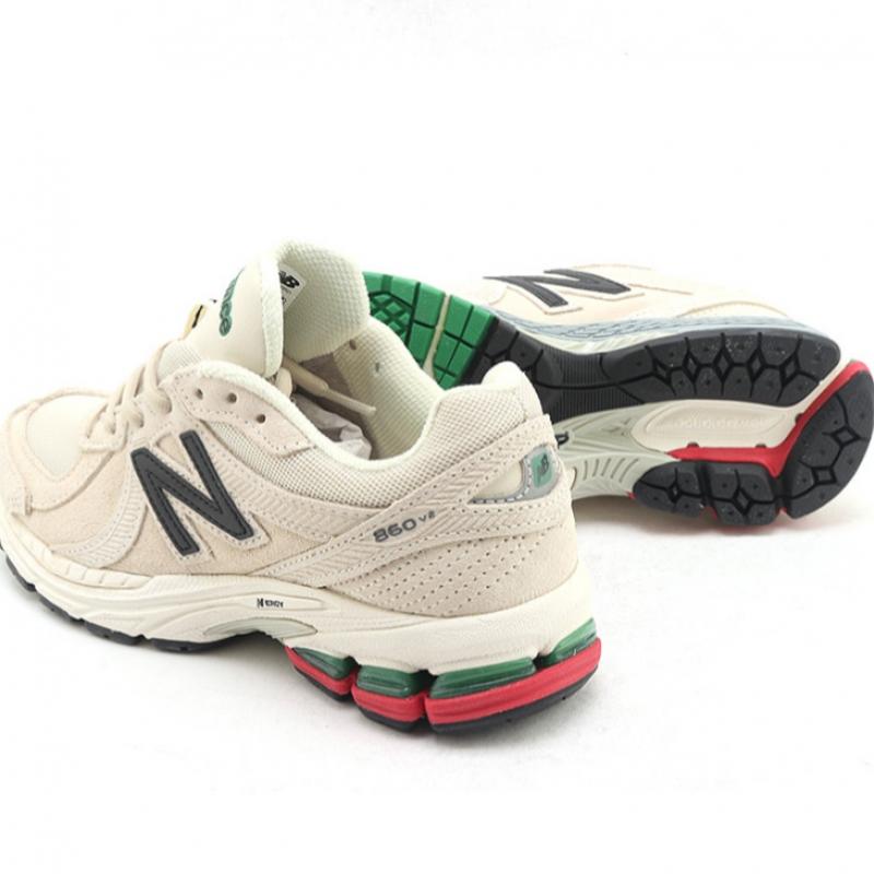 New Balance 860 Beige