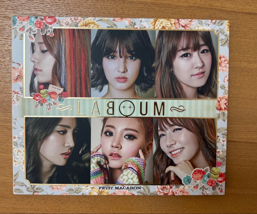 

[USED] LABOUM 1st single Petit macaron