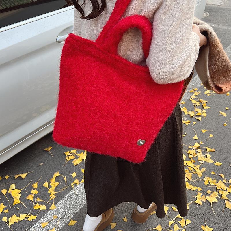 Neue Plüsch-Umhängetasche im Lazy-Wind-Stil, Herbst- und Wintermode, Handtasche, lässige Damen-Arbeits-Pendeltasche mit großem Fassungsvermögen