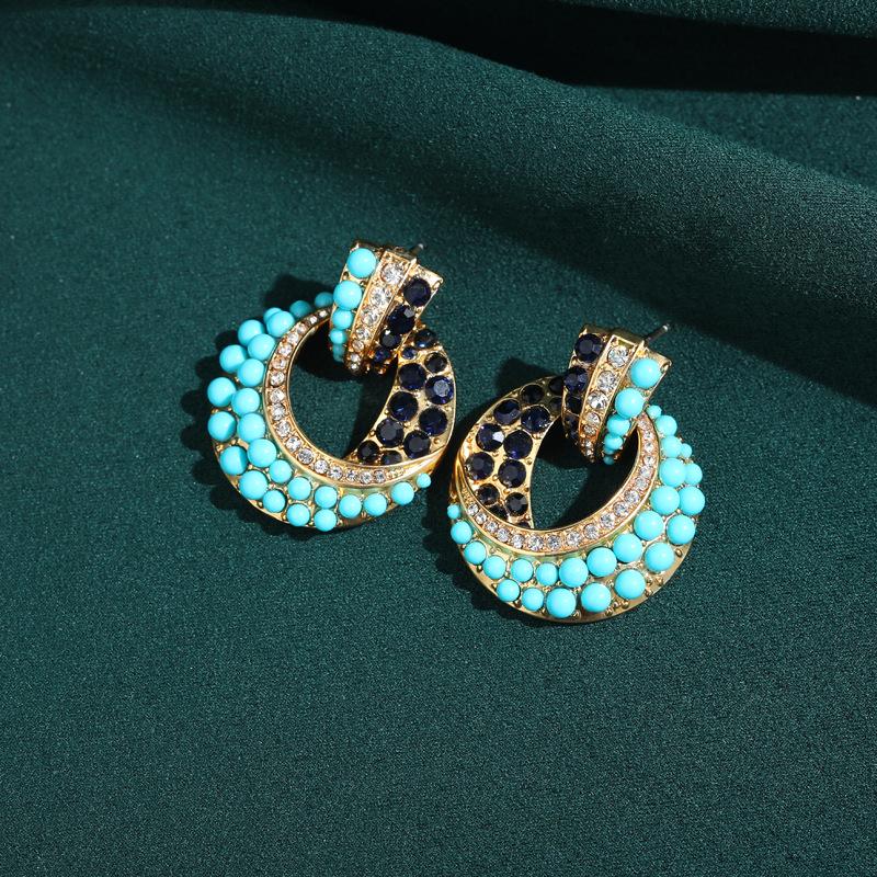 Yong Nuo Vintage Retro Jewelry: High-End, Colorfast Antique Earrings
