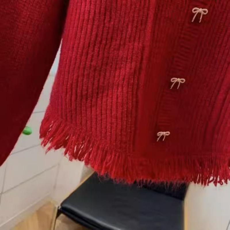 Short Long Sleeved Sweater Top for Women with Spring and Autumn Tassel Design Loose Knit Base Sweater