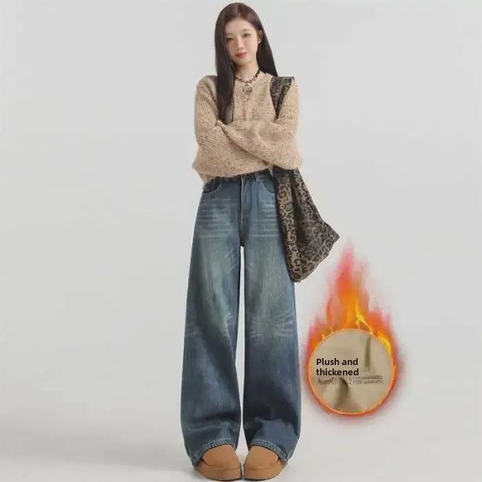 "Women's High-Waist Velvet Wide-Leg Jeans - Warm, Straight Fit for Autumn & Winter"