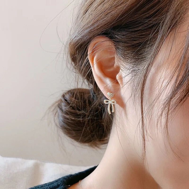 Korea 911 Silver Needle Bow Love Earrings Slightly Inlaid with Small Exquisite Temperament Sweet and Cute Lady Stud Earrings