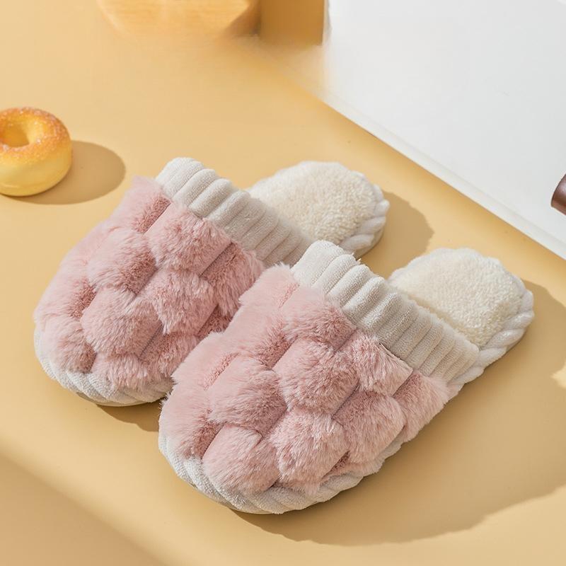 New Faux Fur Slippers Casual Slip On Plush Lined Comfortable Indoor Home Slippers