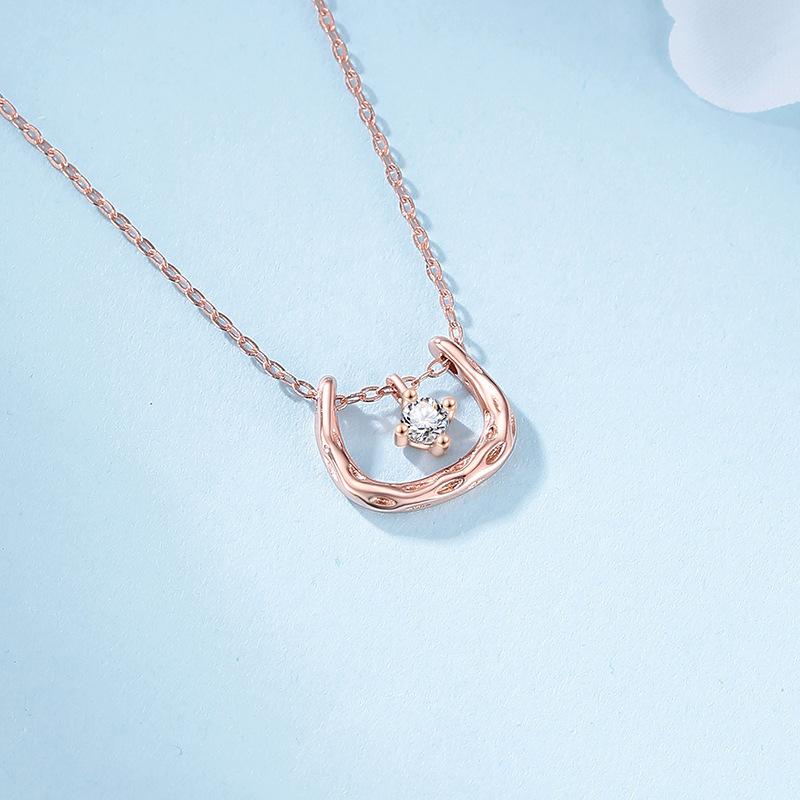 U-shaped Necklace Women's Light Luxury Fashion Simple Collarbone Chain Smart Zircon Pendant Item Jewelry