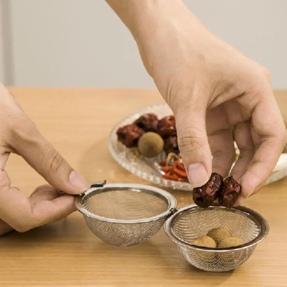 1 Pc Sphere Locking Spice Tea Ball Strainer Mesh Infuser Tea Filter Strainers Stainless Steel Tea Accessories Kichen Accessories