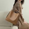 Niche Female Spring/summer Female Bag Crossbody Bag All-in-one Leather One-shoulder Commuter Bucket Bag
