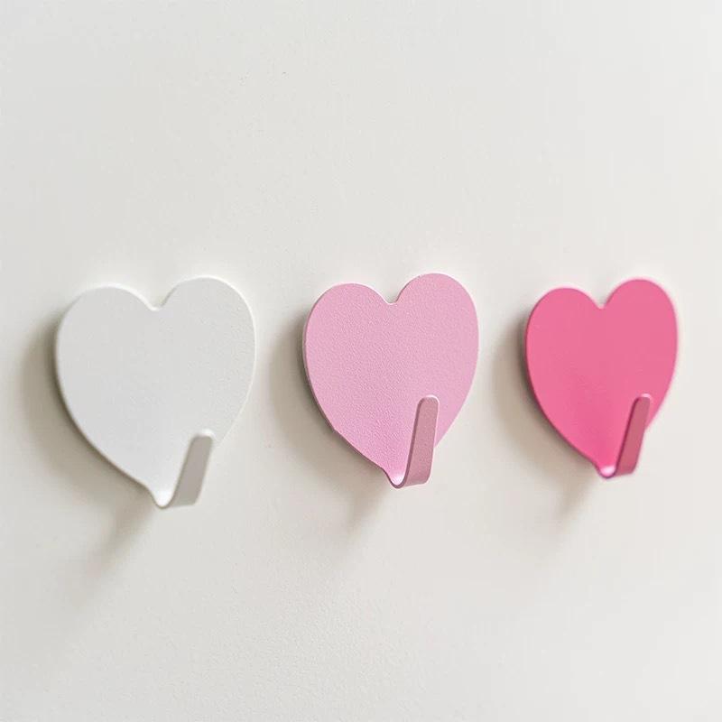 5Pcs Self Adhesive Wall Clothes Towels Hanger Pink Heart Shape Hook Stainless Steel Sticky Key Hooks Child Cute Room Decor Hook