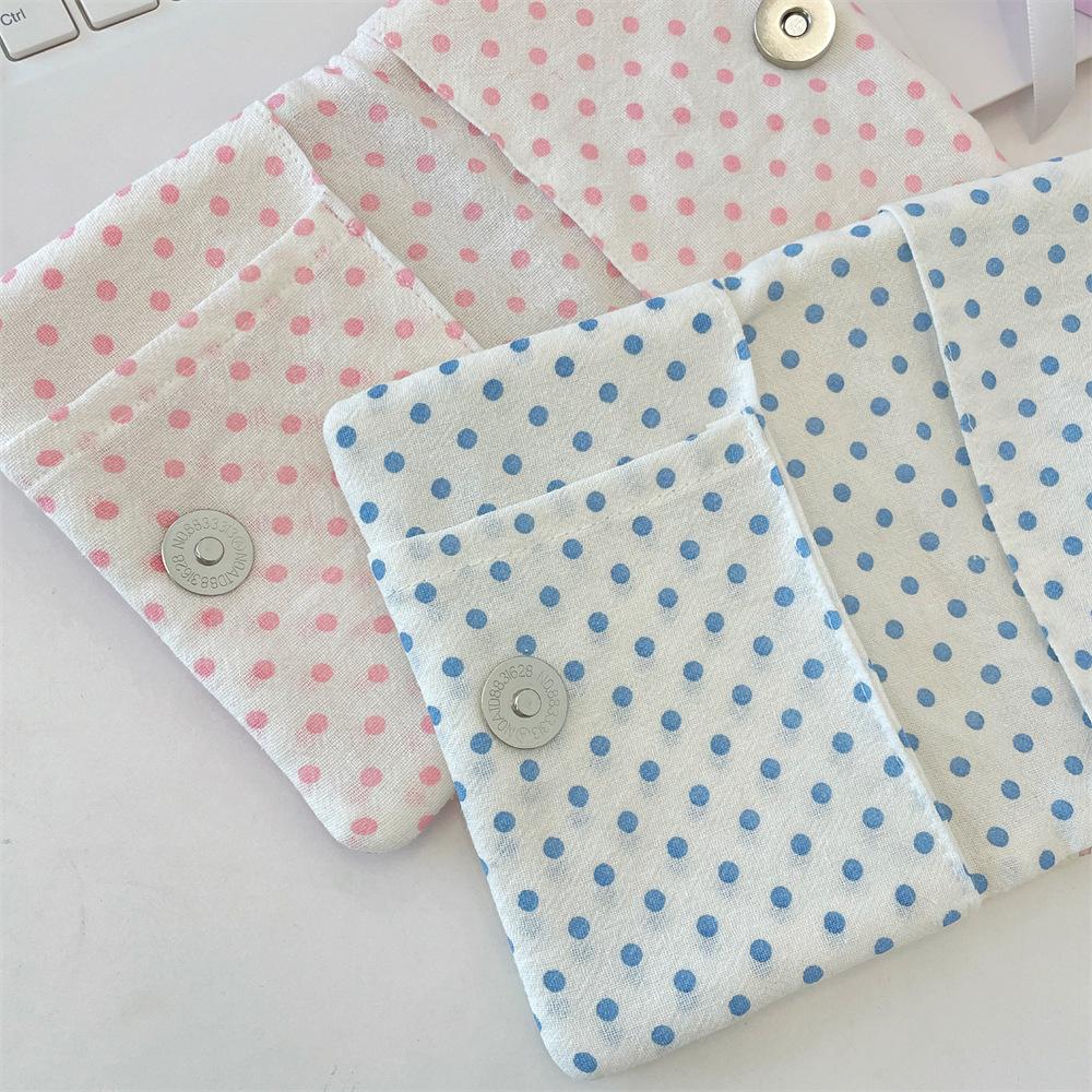 Neue Blumen-Reisepasshülle für Damen Modische Reisepasshülle Multifunktionale Reisepass-Clip-Hülle aus Polyester Reisezubehör