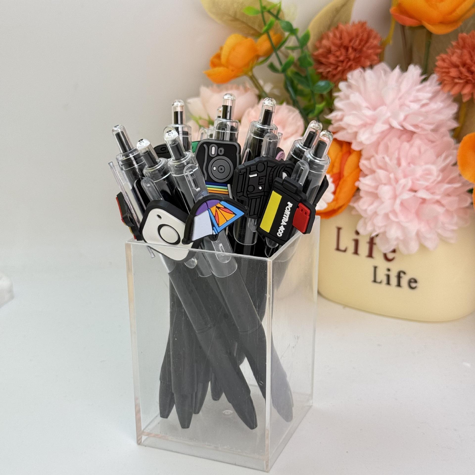 

10Pcs Camping Patch-Themed Retractable Ballpoint Pens - Black Soft Grip Pens with Random Camping Designs, Fine Point, Ideal for Students and Office Us Random style 10Pcs