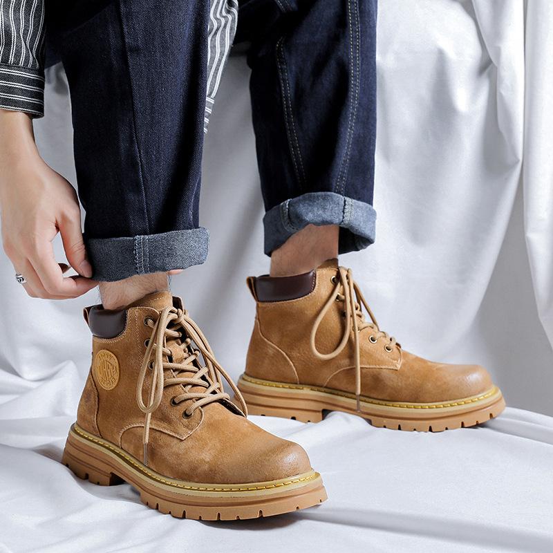 Martin Boots Men's New Fashion Trend Versatile Men's Rhubarb Boots Heightening Leather Autumn and Winter Men's Shoes 8239-R