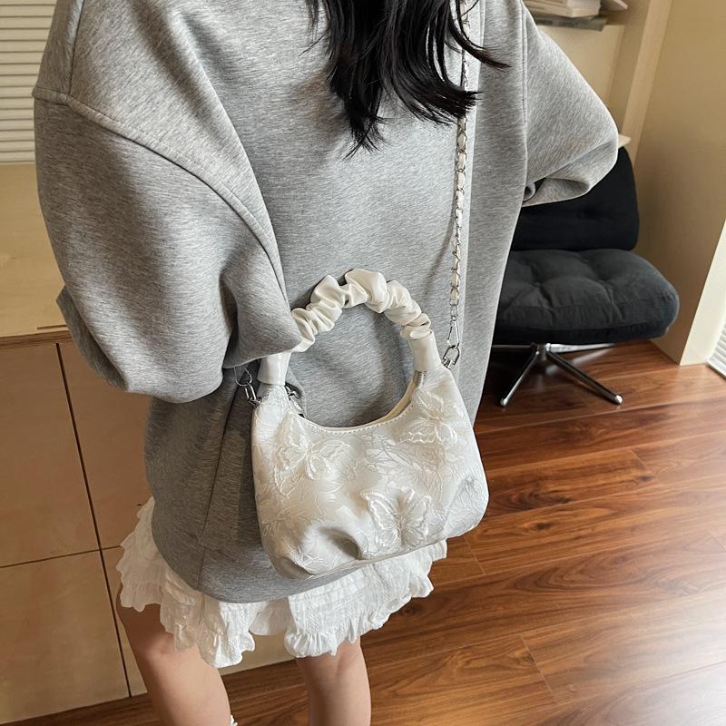 New Chinese handbag women's 2025 new fashion shoulder messenger bag embroidered three-dimensional butterfly armpit bag