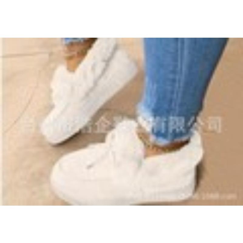 

Winter round head thick sole velvet thickened warm cotton shoes women s large size sewing shoes snow boots Doudou shoes 35