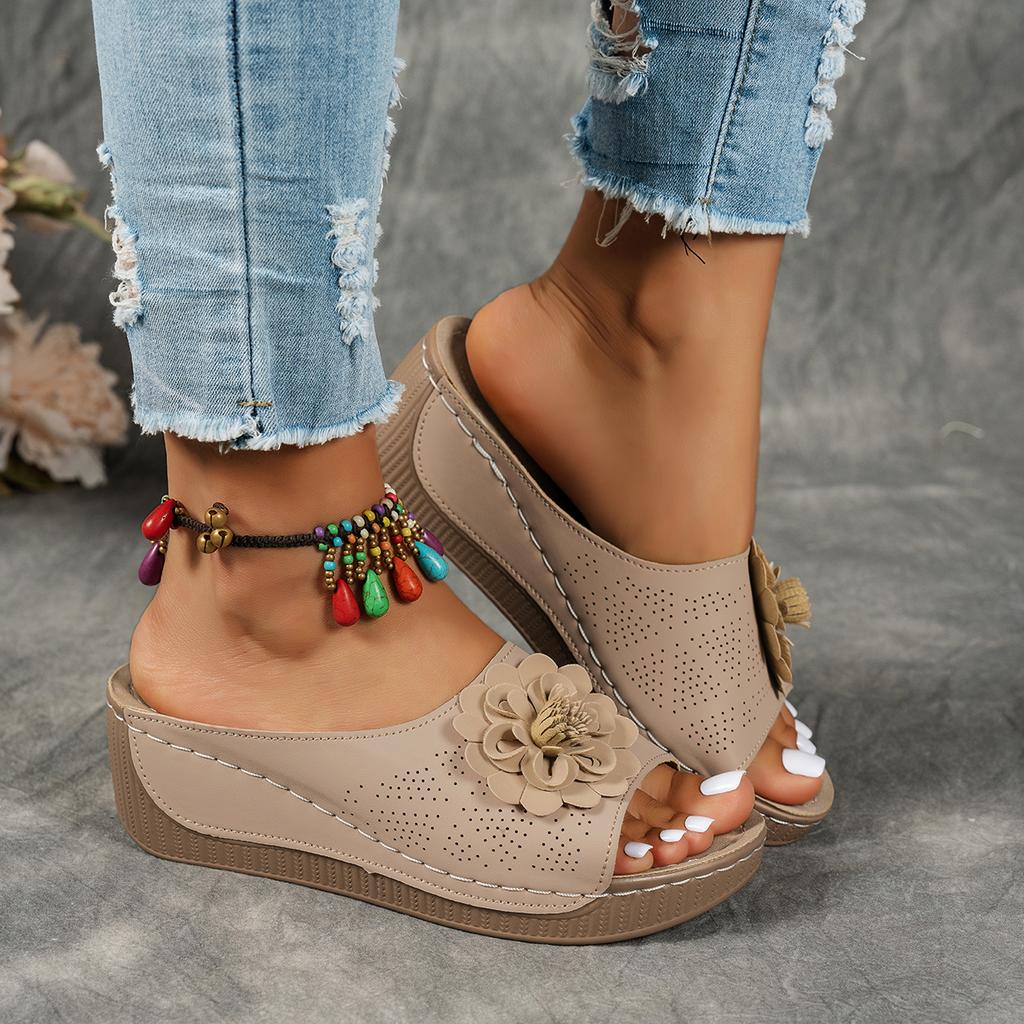 Fashion New Summer Women Slippers Non-Slip Walking Shoes Slip On Wedge Sandals Party Platform Slippers Female Lightweight Slides Women